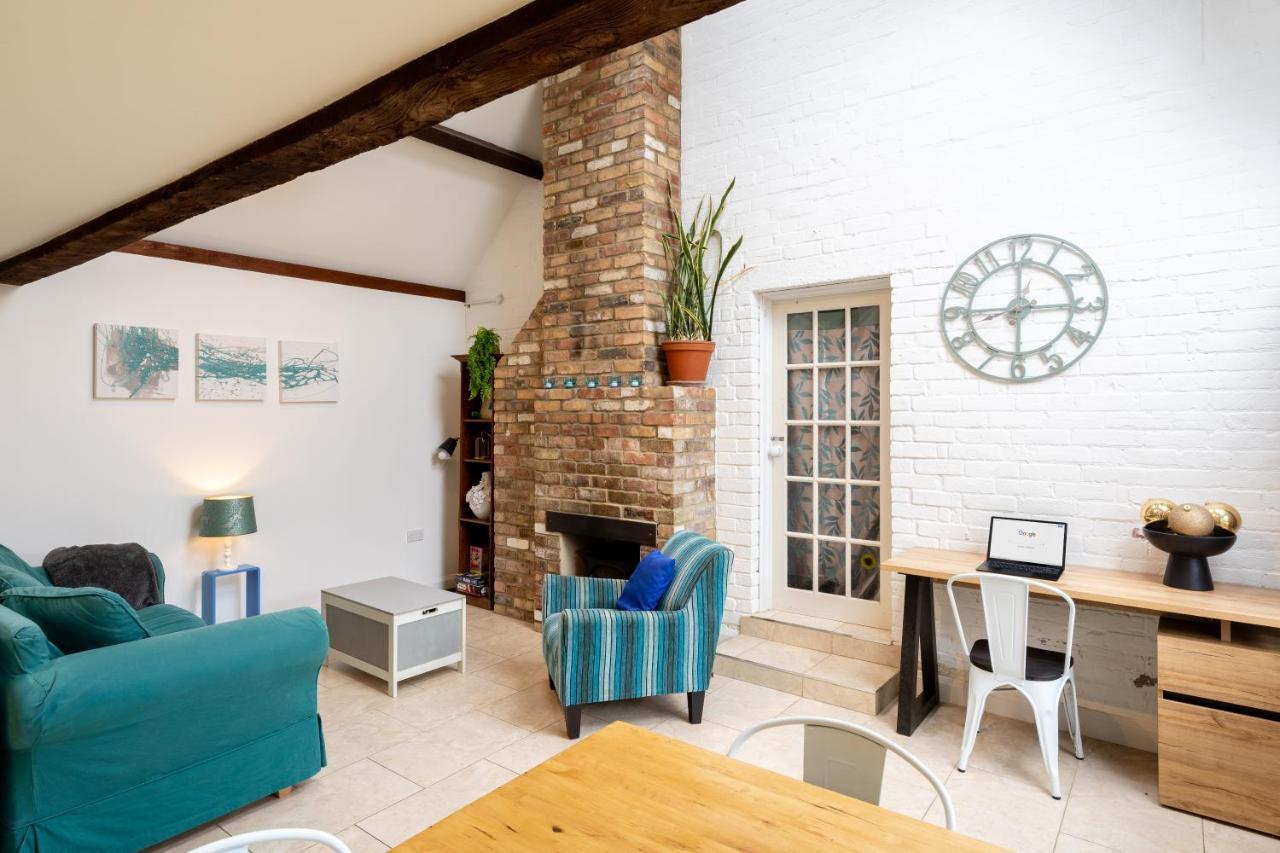Colthorn Farm Cottage By Aryas Properties - Oxford Extérieur photo